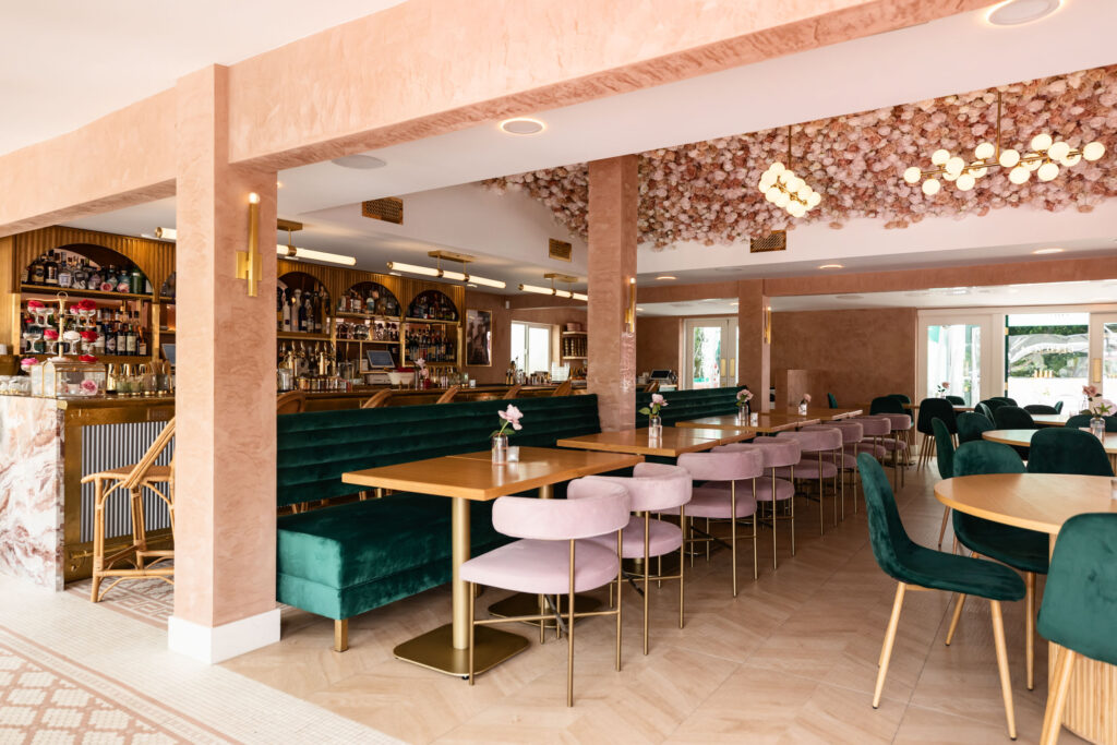 Mon Cheri restaurant interior design. 